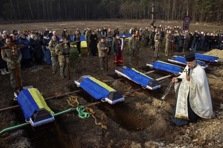 Russia-Ukraine war enters its 5th year, but death toll still remains disputed. Here's why